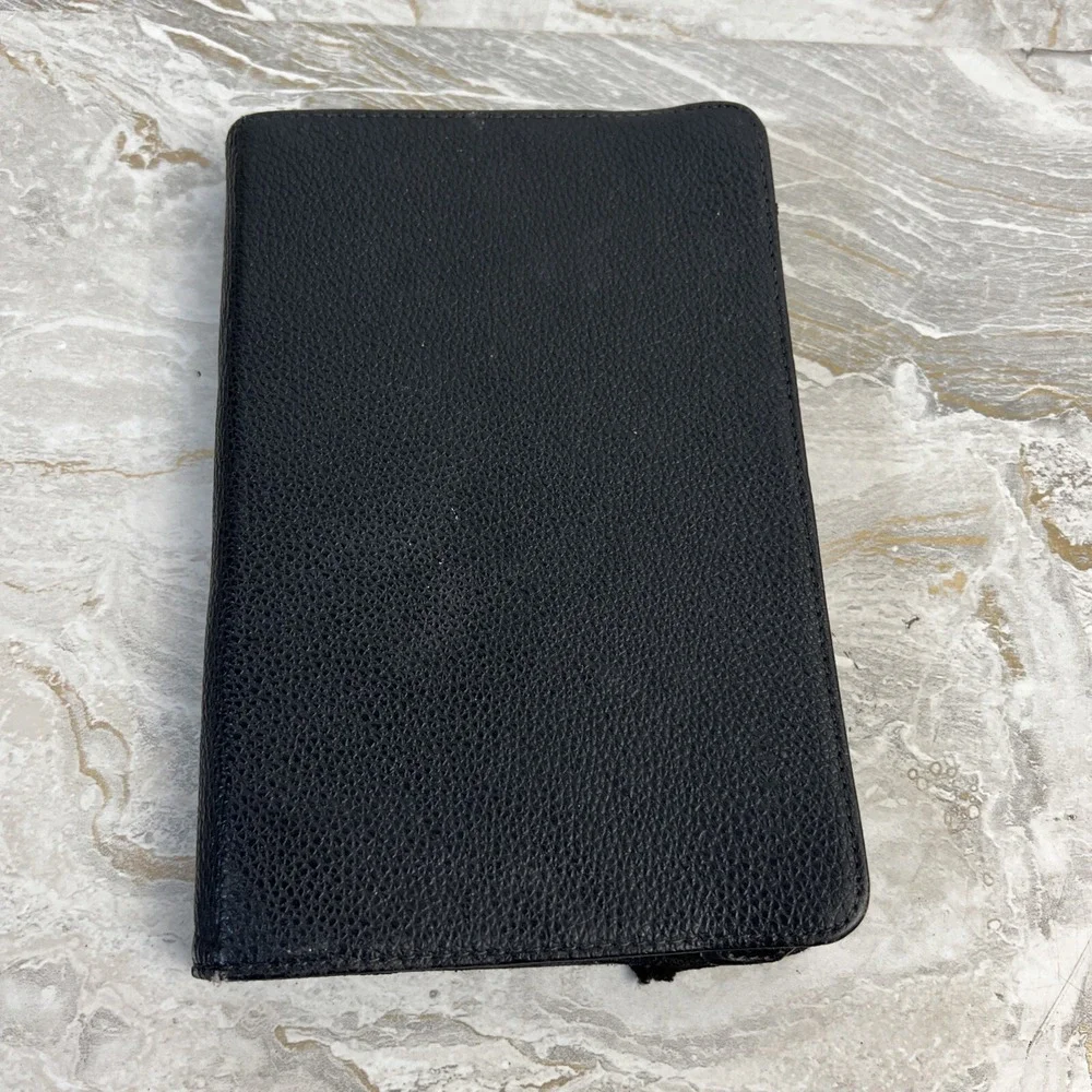 Amazon Kindle‎ Fire Tablet 1st Gen Model D01400 Bundle/ Black w/Case